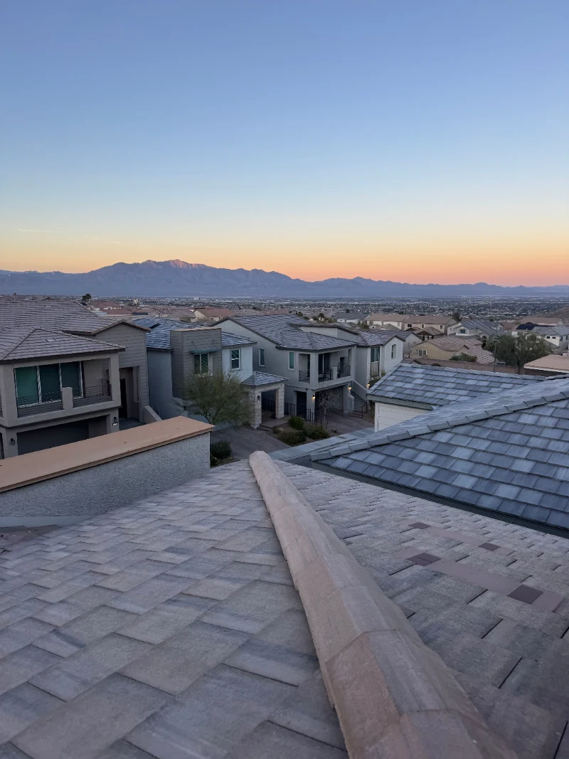 Summerlin Las Vegas community trails connecting residential neighborhoods